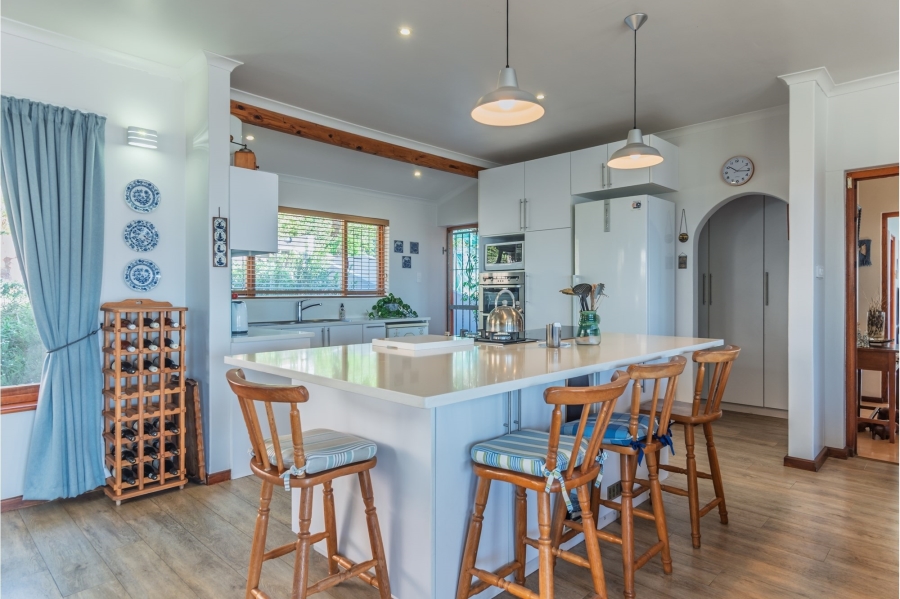 4 Bedroom Property for Sale in Fish Hoek Western Cape